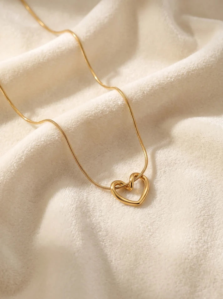 Heart Chain Pendant Necklace Gold Plated, Anti-Tarnish
