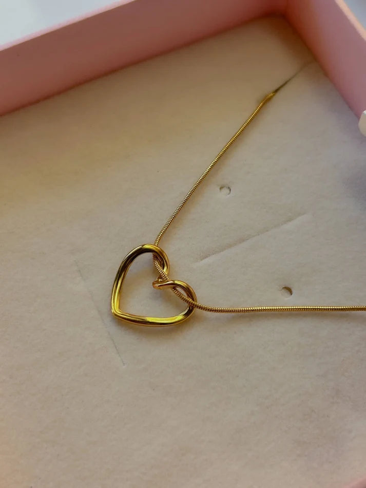 Heart Chain Pendant Necklace Gold Plated, Anti-Tarnish