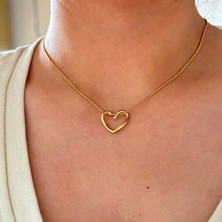Heart Chain Pendant Necklace Gold Plated, Anti-Tarnish