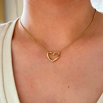 Heart Chain Pendant Necklace Gold Plated, Anti-Tarnish