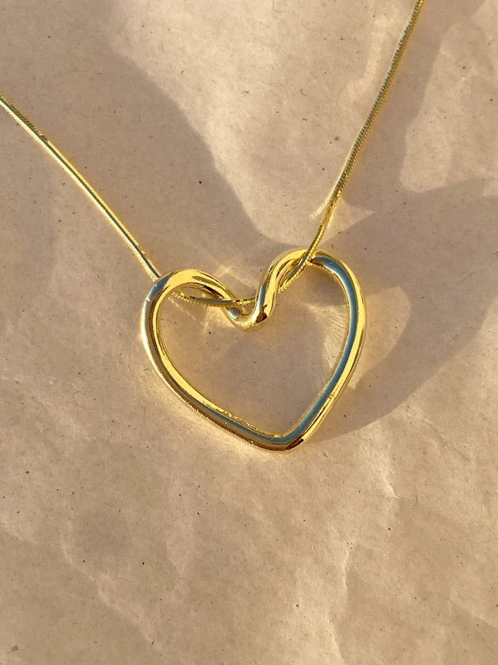 Heart Chain Pendant Necklace Gold Plated, Anti-Tarnish